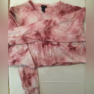 Long sleeve crop top